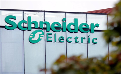 Schneider Electric envisage la cession de son activité

